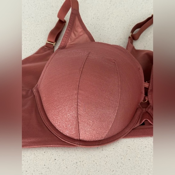⭐️Like New⭐️ Torrid: XO Plunge Push-Up Bra- Size 42B - Picture 13 of 14